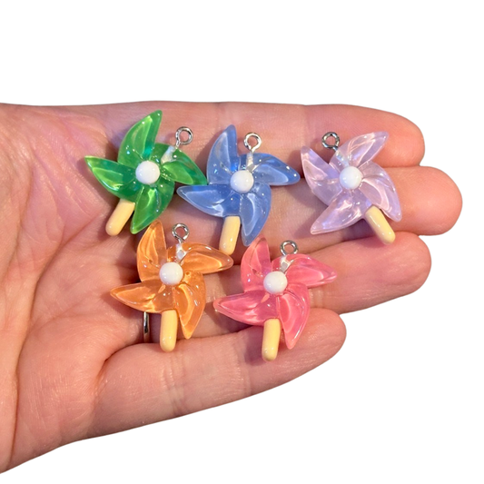 5pcs Assorted Garden Windmill Toy charms