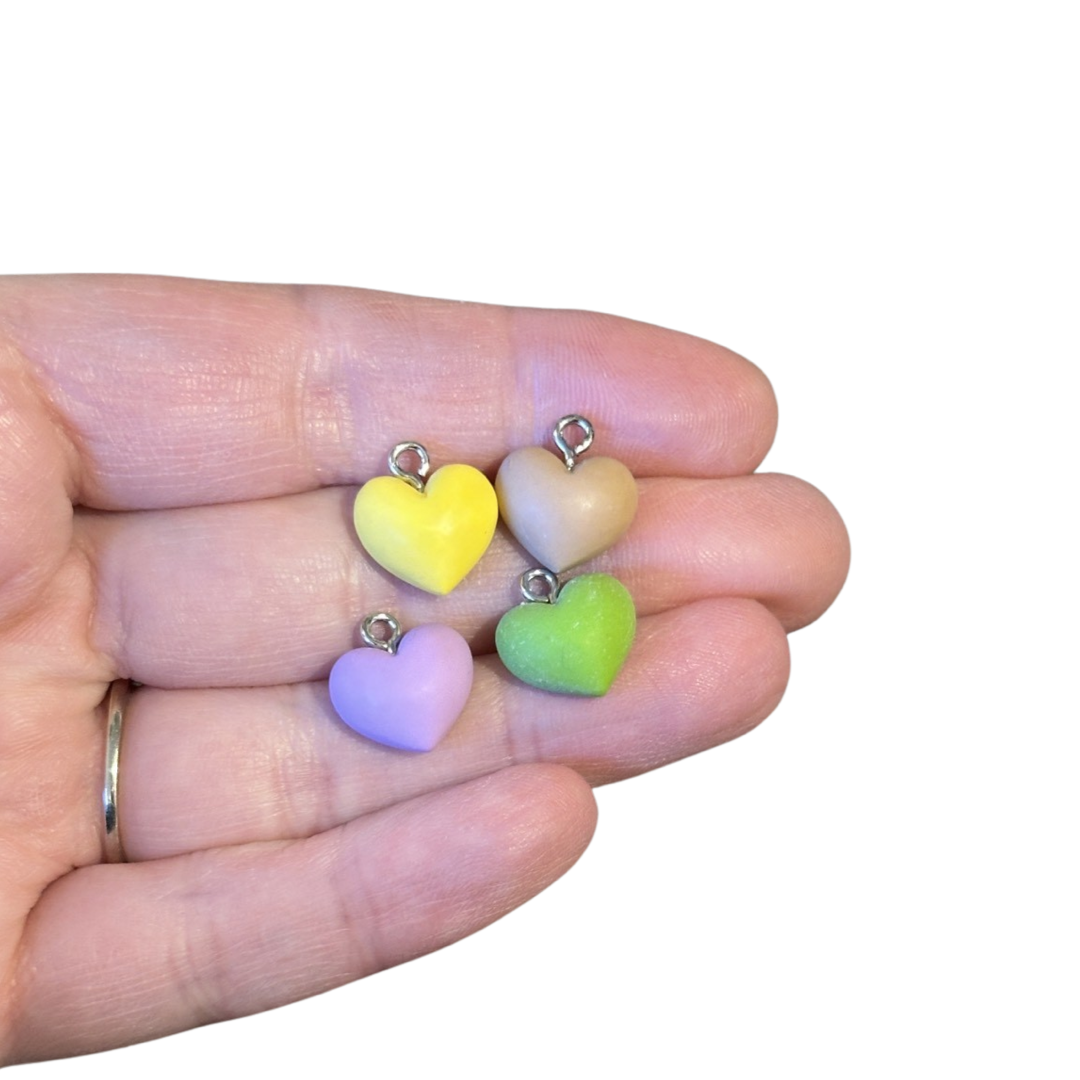 4pcs Assorted Heart Charms