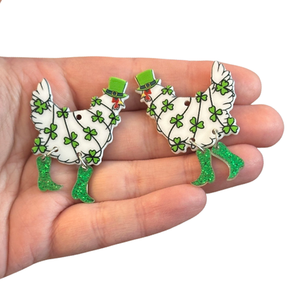 8pcs St. paddy’s chicken in boots charms