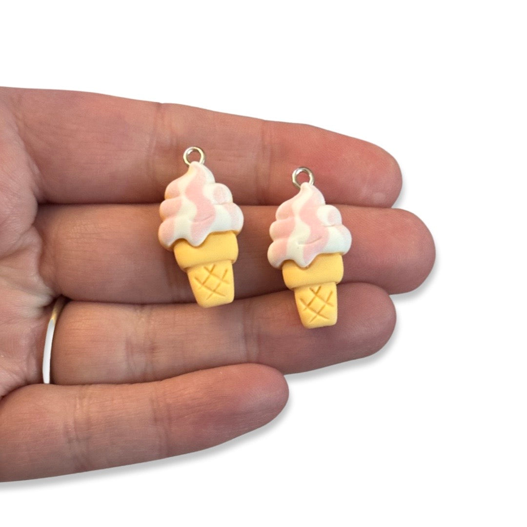 8pcs Pink swirl Ice Cream Cone Charms