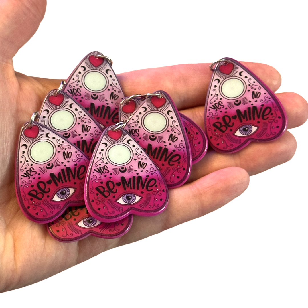 8pcs Valentine’s Day be mine Planchette charms