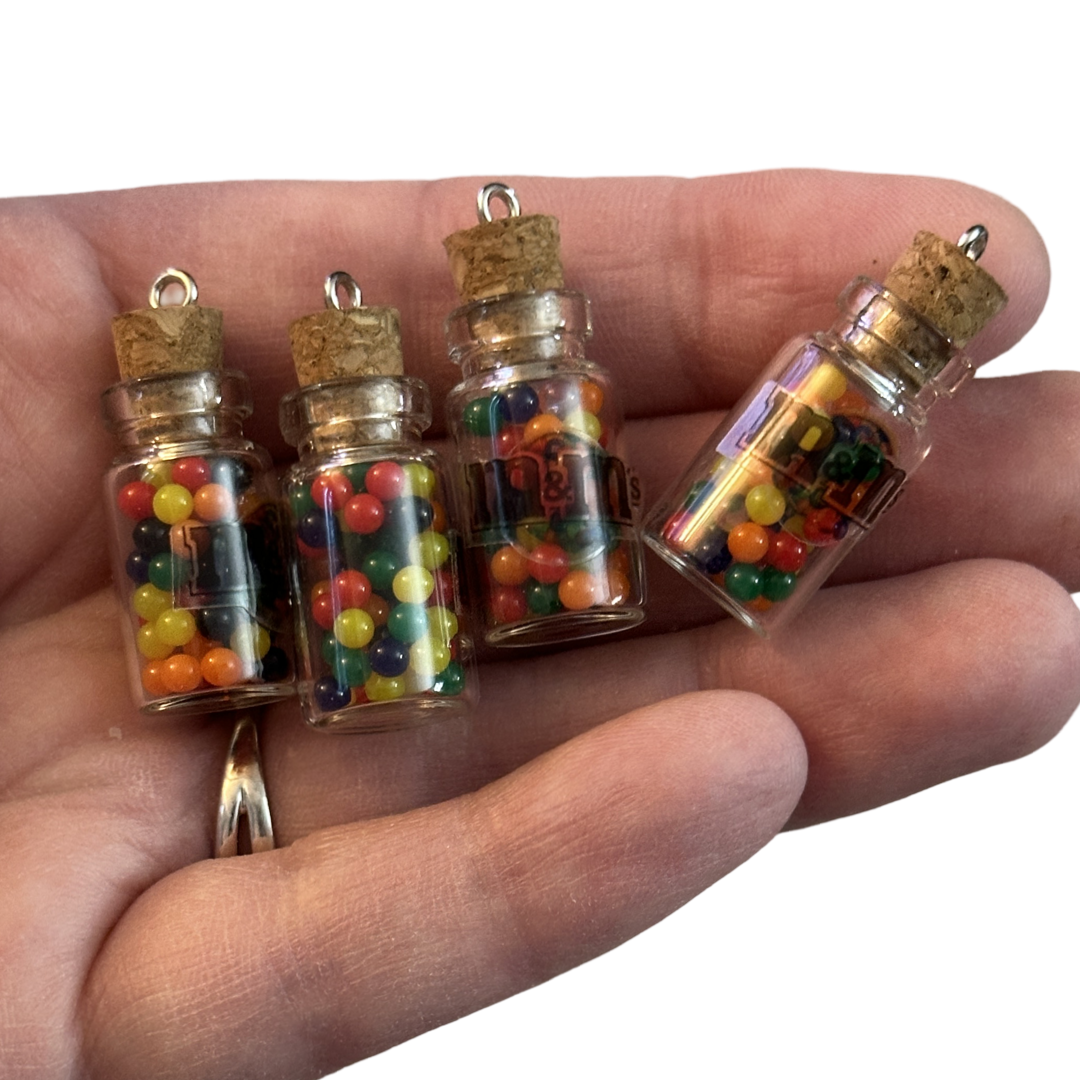 4pcs Colorful MMs candy in jar charms