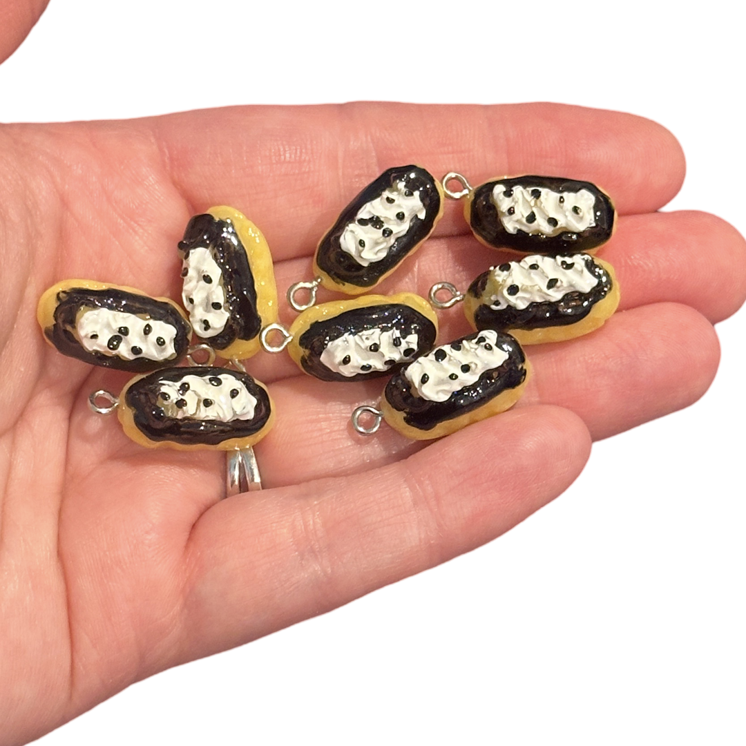 8pcs Chocolate eclair charms