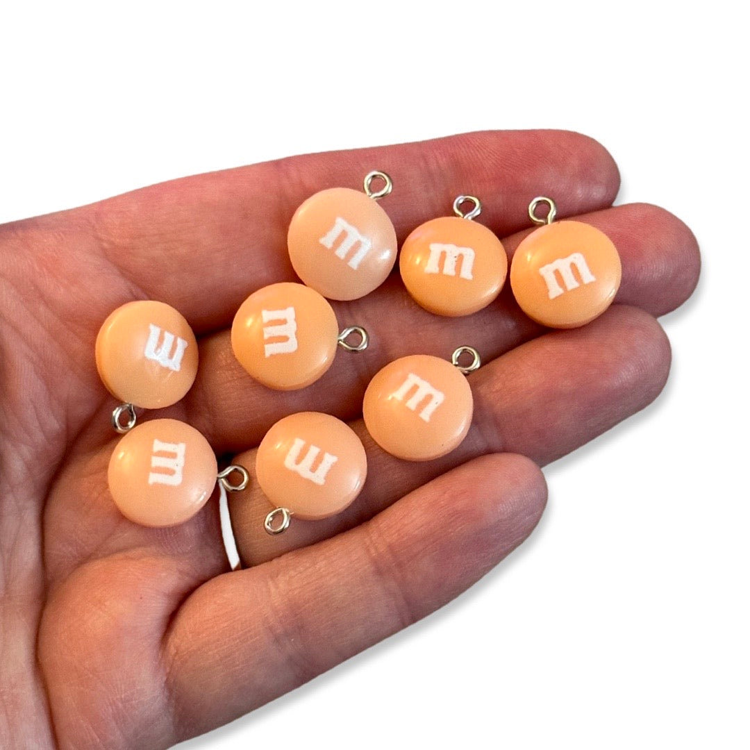 8pcs Peach Mms charms